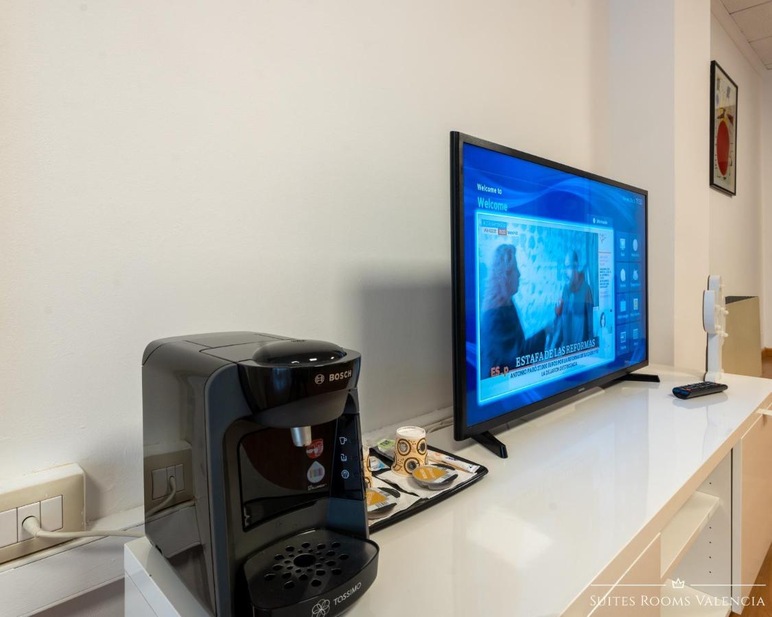 Pension MonaLisa Luxury Suites Valence Extérieur photo